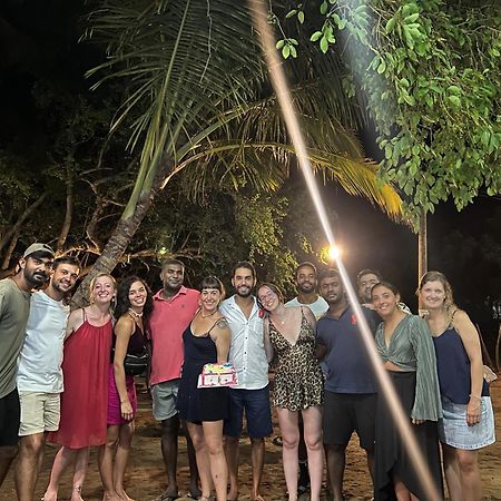 Hangover Hostels Arugam Bay Exterior foto